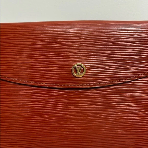 Authentic LOUIS VUITTON cognac epi leather pouch clutch with certificate - Picture 14 of 14